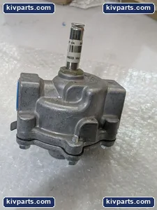 SA47709 Pneumatic Solenoid Valve – actual item, photo 3 of 6