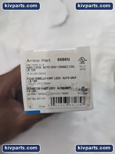 Arrow Hart L6-15R 3 Wire – actual item, photo 3 of 4