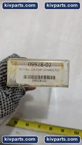 FITTING, 1/8 PORT CONNECTOR .. LOT OF 2 – actual item, photo 4 of 5