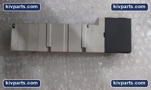 SMC 0.2-1.OMPA Center Double Solenoid Valve – actual item, photo 4 of 4