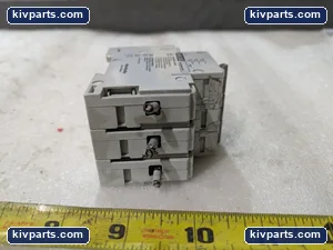 Allen-Bradley 1492-CB3 H200 Series Circuit Breaker – actual item, photo 5 of 7