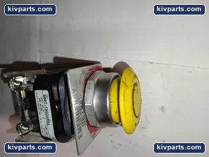 Allen-Bradley 800T-FXQ24RA1 Yellow Push Button Switch – actual item, photo 3 of 4