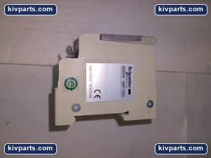 Schneider Electric ABE7-CPA21 Analog Sub-Base 4 Channel PLC – actual item, photo 2 of 9