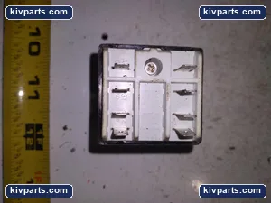 Allen-Bradley 700-HB32Z24 Relay – actual item, photo 3 of 4