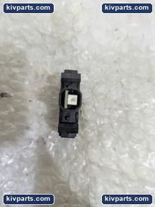 Siemens 3SB3400-1PC Green LED Lamp Holder – actual item, photo 5 of 6