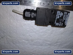 Schmersal 60947-5-1 Safety Relay – actual item, photo 3 of 5