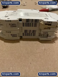 Merlin Gerin 60165 D-Curve Circuit Breaker – actual item, photo 5 of 8