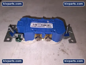 Cooper TR270LA Grounding Duplex Receptacles – actual item, photo 3 of 6