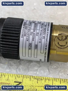 Barksdale 96211-BB5-T2 Pressure Switch – actual item, photo 2 of 6