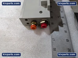 Numatics Valve Block Push-In Fitting – actual item, photo 2 of 6