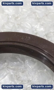 689OTO 68.90.10 Radial Shaft Oil Seal – actual item, photo 4 of 5