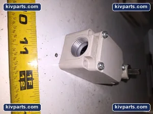 1LS10-JK Limit Switch – actual item, photo 2 of 7