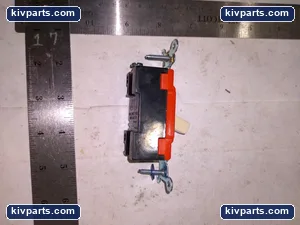 Cooper AH1221V Receptacle – actual item, photo 4 of 7