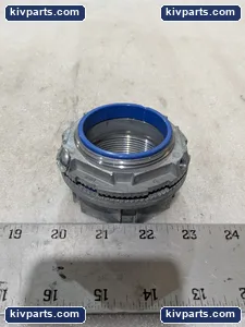 Thomas & Betts H200A Conduit Hub Connector – actual item, photo 3 of 9