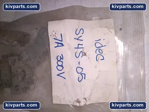 IDEC SY4S-05 Relay – actual item, photo 5 of 6