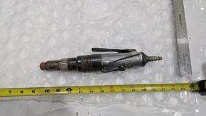 VERSA-CLUTCH SCREW DRIVER 2433