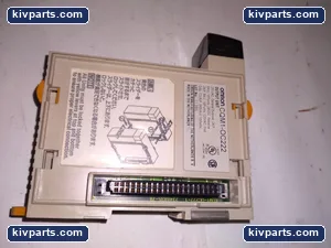 Omron CQM1-OC222 Output Unit – actual item, photo 2 of 4