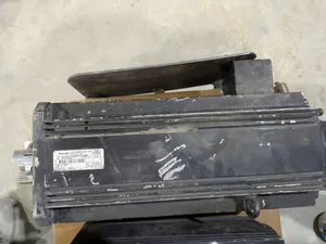 Bosch Rexroth MSK100D-0300-NN-M1-BG2-NNNN Permanent Motor