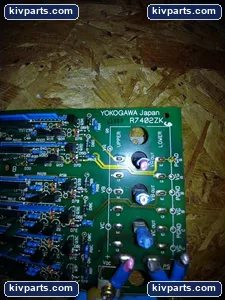 Yokogawa R7402ZK Controller PLC Drive Module – actual item, photo 2 of 2