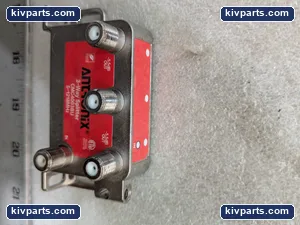 CMC4003BU Antronix 3 Way Splitter – actual item, photo 4 of 9