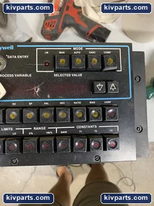 Honeywell C-DPDOO Data Entry Panel – actual item, photo 2 of 11