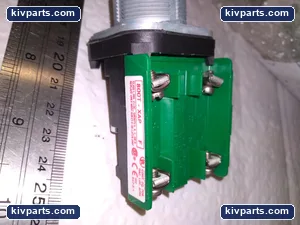 Allen-Bradley 800T-A2AP Momentary Push Button – actual item, photo 5 of 7
