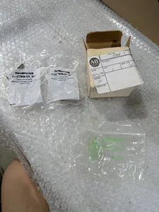 Allen-Bradley 1770-XF Highway Terminator Connector