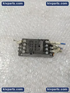 04Y1YF Relay Socket Base – actual item, photo 2 of 3