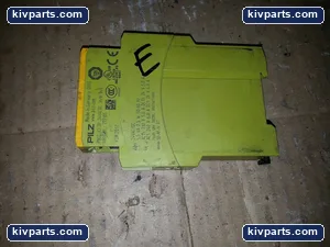 Pilz X2.7P PNOZ 777305 Safety Relay – actual item, photo 2 of 2