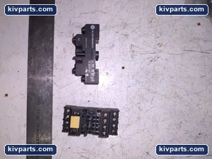 Allen-Bradley 700-HN103 Relay Socket – actual item, photo 2 of 3