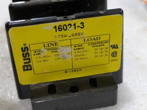 Bussmann 16021-3 Power Distribution Block