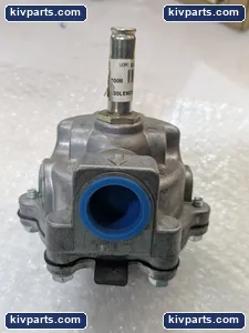 SA47709 Pneumatic Solenoid Valve – actual item, photo 4 of 6