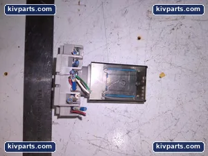 Allen-Bradley 700-HA33Z24 Relay – actual item, photo 4 of 6