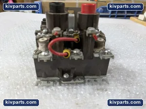 Cutler-Hammer Model 6 Contactor – actual item, photo 2 of 5