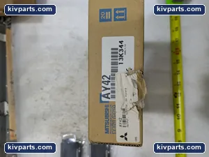 Mitsubishi AY42 Melsec Transistor Output Module – actual item, photo 2 of 14