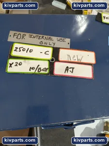 Eaton TR6352CHGY Arrow Hart – actual item, photo 3 of 3
