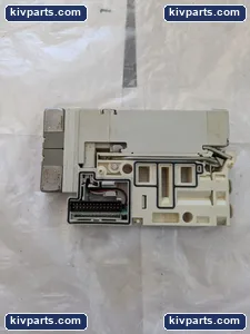 SMC VQC2400N-51 Pneumatic Component – actual item, photo 2 of 3
