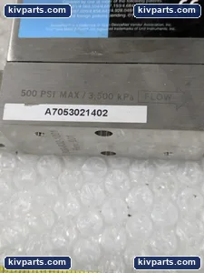 Unit Instruments UFC-1665 Digital Mass Flow Controller – actual item, photo 2 of 7