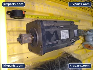 Yaskawa USASEM-50FJ12 Electric AC Servo Motor – actual item, photo 3 of 5