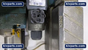Bosch 0-811-404-629 Proportional Valve: – actual item, photo 3 of 13