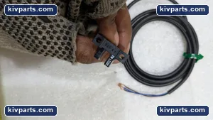 Sunx PM-L53BC Photoelectric Sensor – actual item, photo 3 of 6