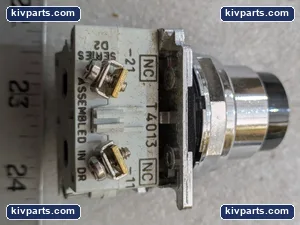 Eaton 10250T111-3 Push Button – actual item, photo 6 of 10