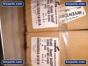 Cooper UNG06050A1A1B1A MOV Distribution Arrester – actual item, photo 3 of 5