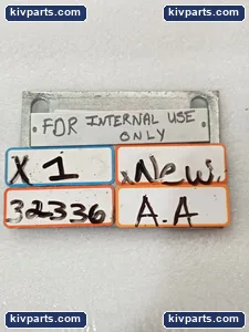 GE Fanuc IC693MDL940L Series 90-30 Output Relay Module – actual item, photo 4 of 4