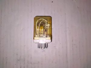 IDEC RR3PA-U Plug-In Power Relay