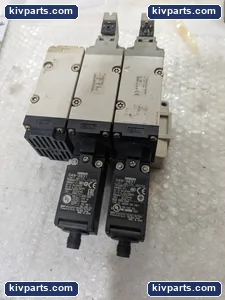 SMC VP744-5Y21-04F-M-X555 Assembly Picture – actual item, photo 3 of 5