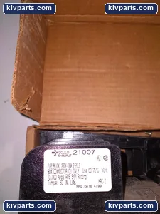 Mersen 21007 Fuse Block – actual item, photo 3 of 5