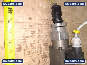 Bosch Hydraulic Cylinder – actual item, photo 3 of 9