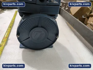 Thomas 727CA418 612 Air Compressor Pump – actual item, photo 5 of 9