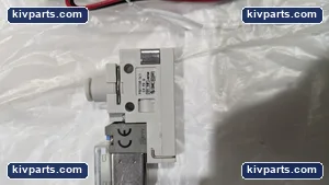 SMC VQZ115-5L1-C4-PR-Q Valve – actual item, photo 2 of 12